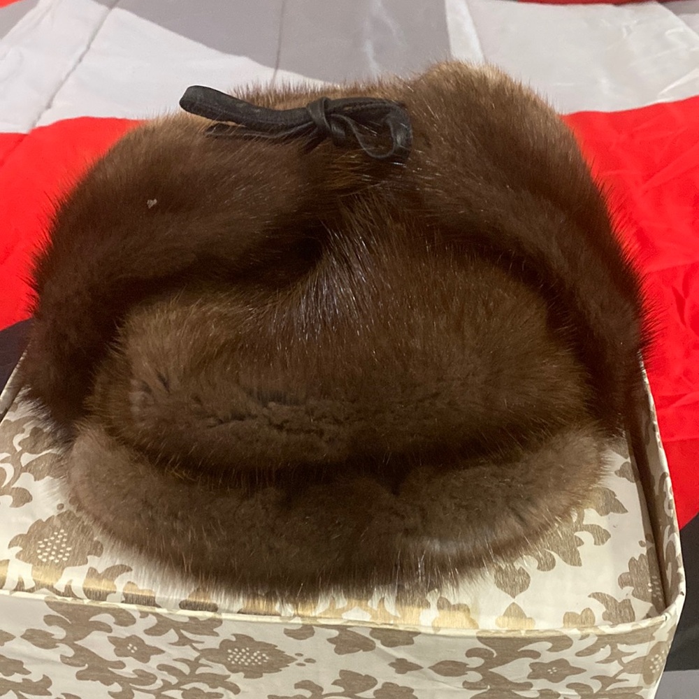 Womens mink fur cap vintage 70’s